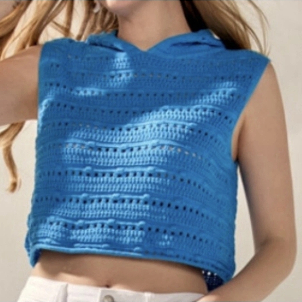 Francesca's Vibrant Blue Knit Sleeveless Hoodie